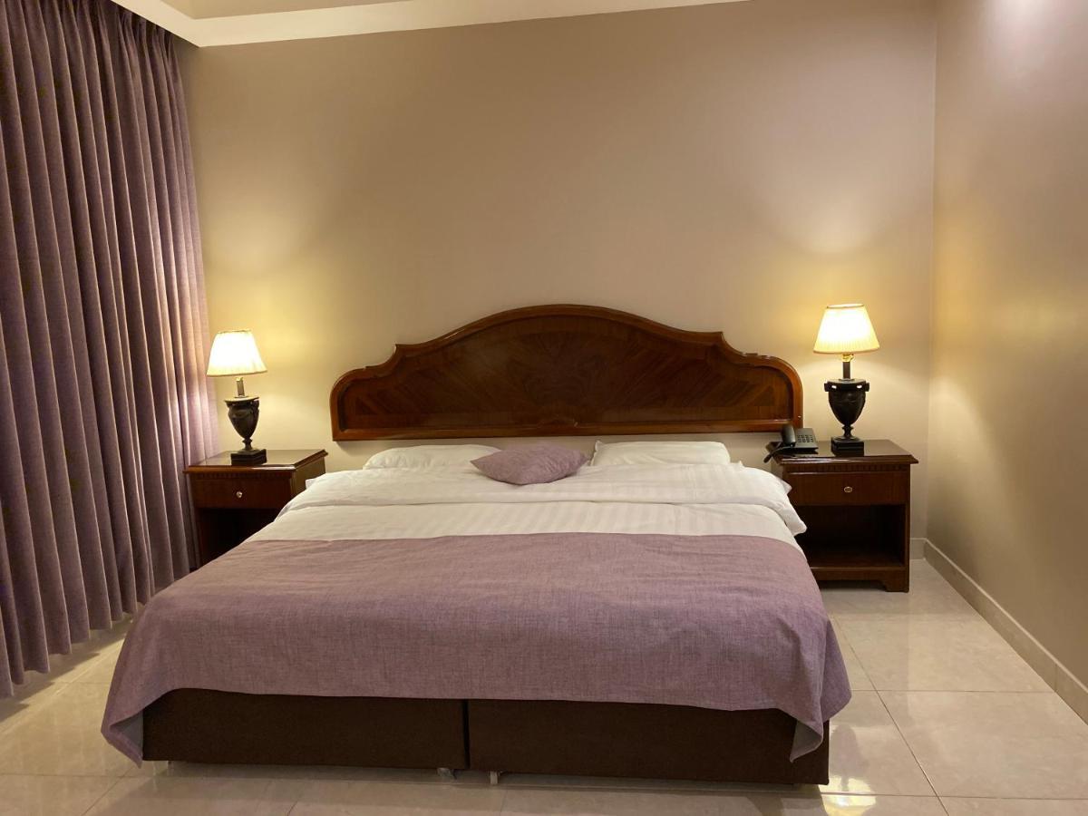 Mosaic City Hotel Madaba Buitenkant foto